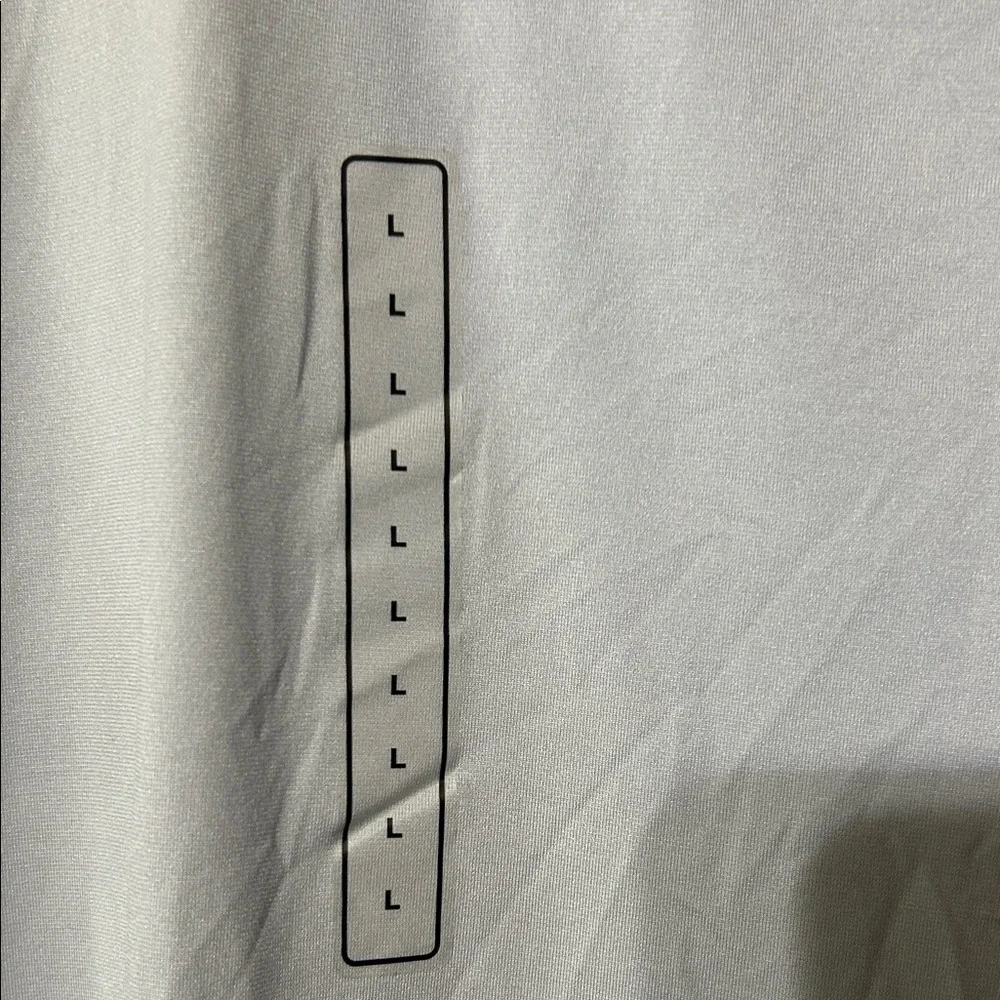 Under Armour Men's Light Gray Short Sleeve Tee - Picture 3 of 4